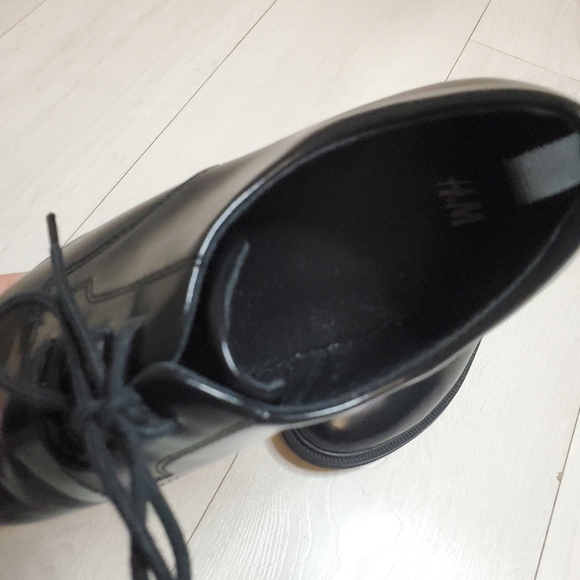 Unisex H&M 5.5 Dress Shoes - Picture 6 of 7